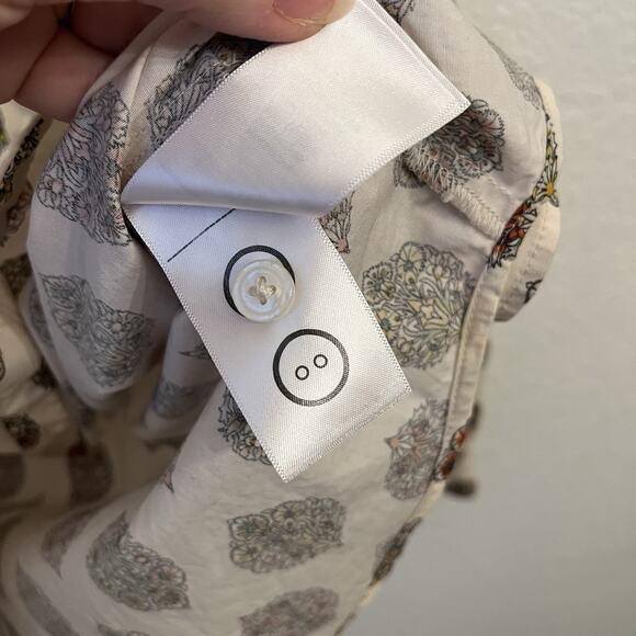 UNTUCKit Carrie Cream Patterned Blouse - Picture 8 of 16